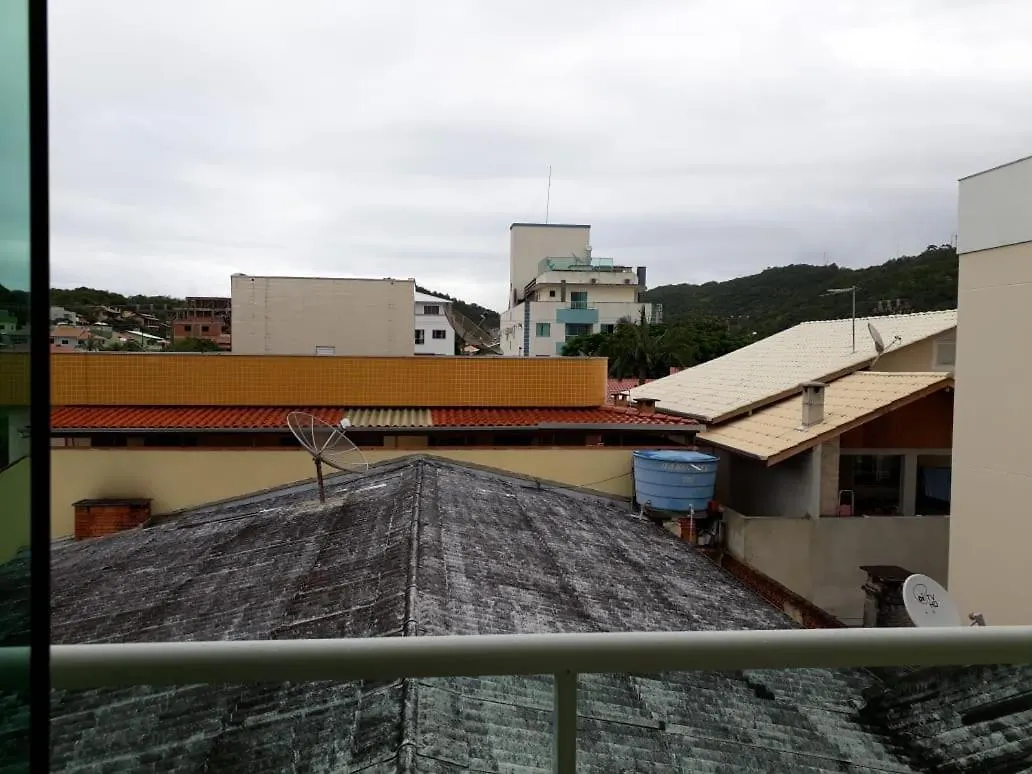 Res Calliandra Apto 204 Fundos Bombinhas 0*,