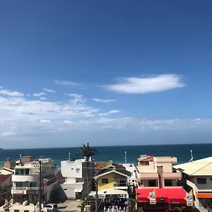 Vista O Mar Demlubrante Na Localização Apartamento